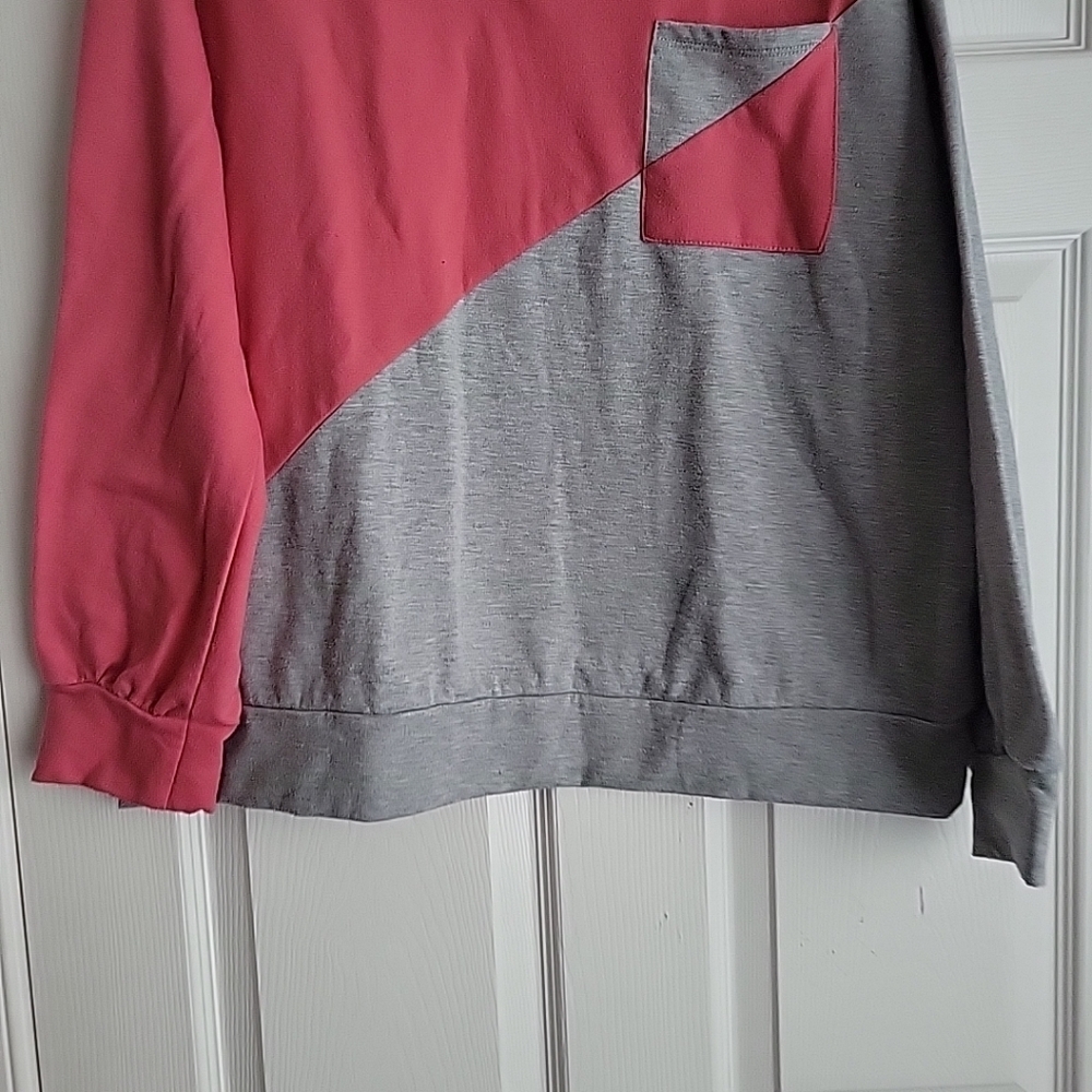 Steve Madden and Lightweight Sweatshirt - Picture 2 of 11